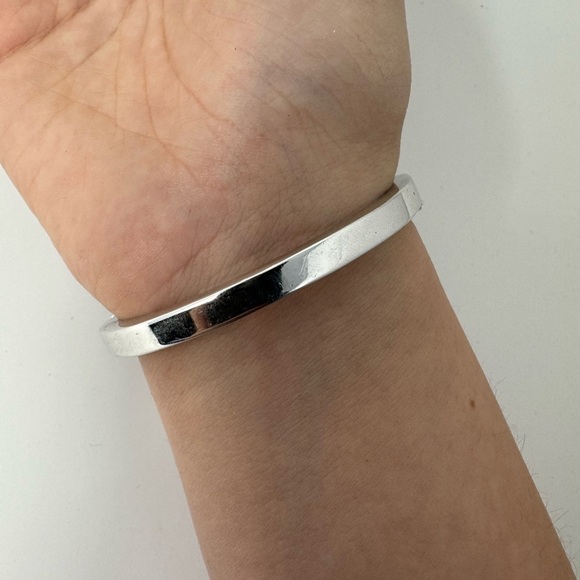 Christian Dior Vintage Silver Crystal Bracelet – Signed & Hinged Design - Picture 2 of 6